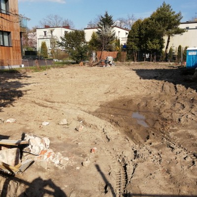 Przygotowanie terenu pod ogród w Katowicach – przekopanie glebogryzarką